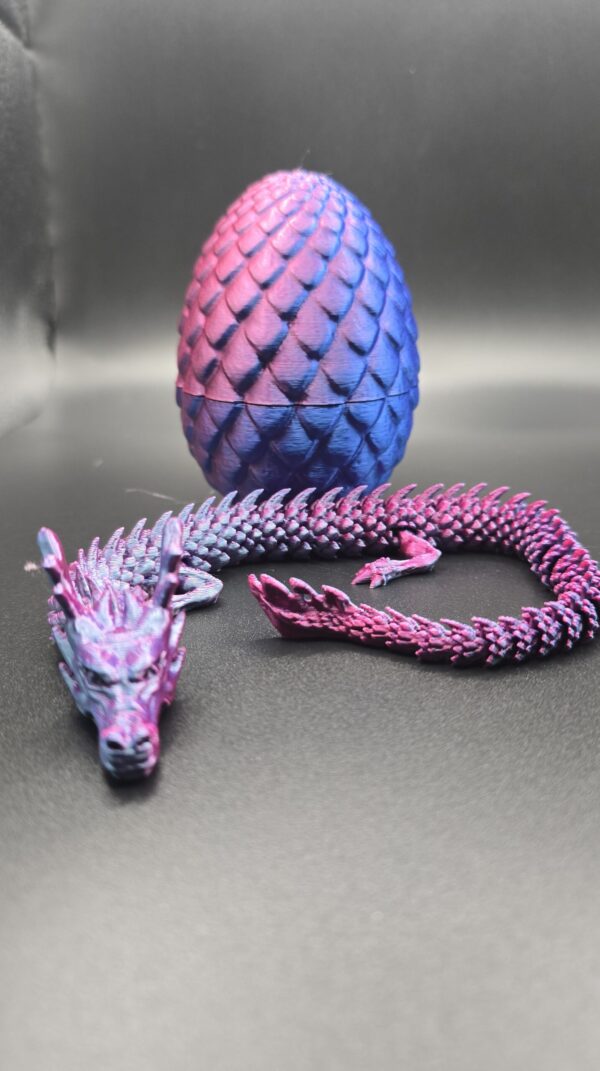 Draak en ei blauw paars
