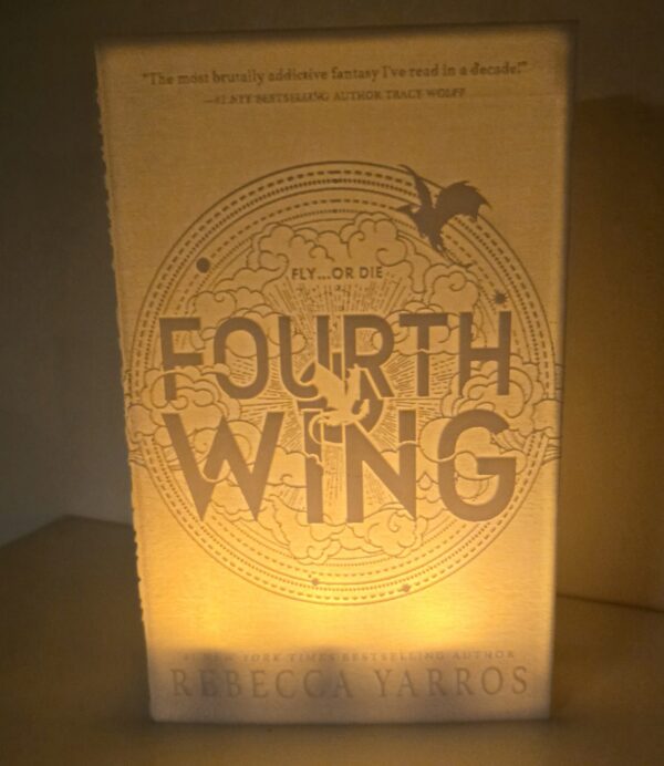 Lithophane boek fourth wing